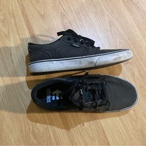 Etnies shoes